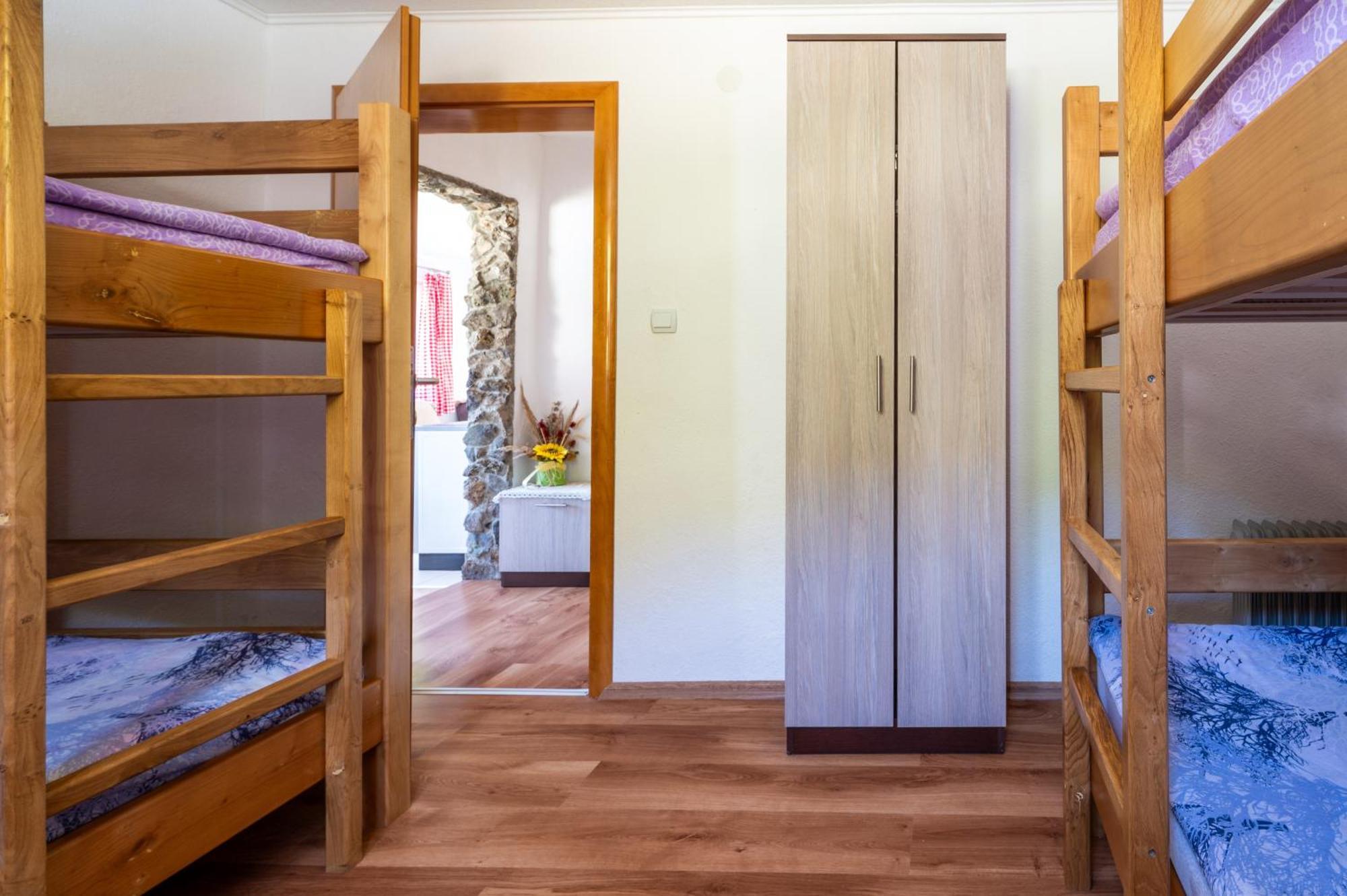 Domacinstvo Na Kraju Svijeta Guest House Sipovo Luaran gambar
